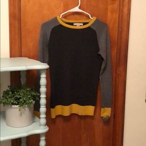 Women’s sweater